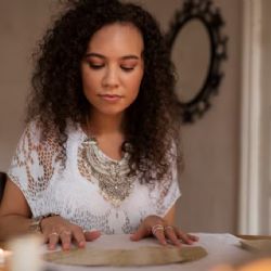 Conoce el ritual que debes hacer el 1 de enero para atraer la buena suerte