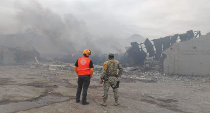 Evacúan a 134 personas por incendio en fábrica de alimentos en Santa Catarina