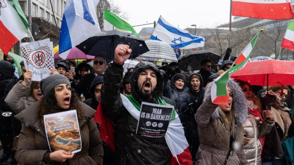 Las movilizaciones han ido escalando hasta poner en entredicho la figura del líder supremo iraní.