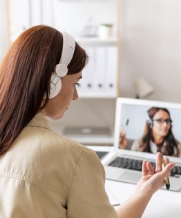 ¿Puede la inteligencia artificial sustituir al psicoterapeuta humano?