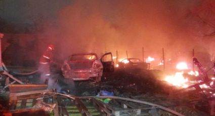 Incendio en taller mecánico y tejabán deja cinco autos calcinados en Guadalupe