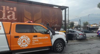 Tren impacta un vehículo en la Colonia Garza Nieto y deja una mujer lesionada en Monterrey
