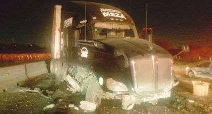 Choque de tráiler en Escobedo provoca derrame de diésel y cierre parcial del Anillo Periférico