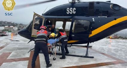 Helicóptero de la SSC traslada a mujer con quemaduras graves a un hospital