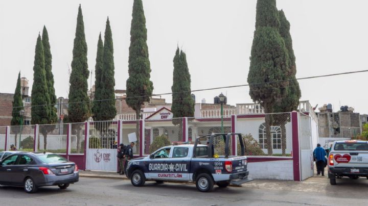 Detienen a sujeto en posesión de varias tarjetas bancarias