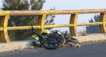 Muere motociclista tras ser embestido por auto en Ciénega de Flores