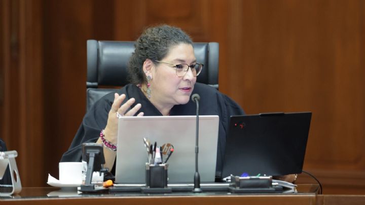 Lenia Batres acusa a pleno de SCJN de aplicar leyes inexistentes contra sus proyectos