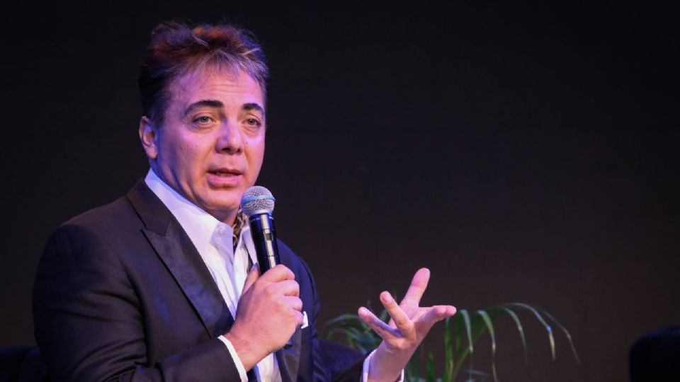 Cristian Castro se presentará dos noches consecutivas en el Domo Care, los días 20 y 21 de marzo, tras la alta demanda de boletos.