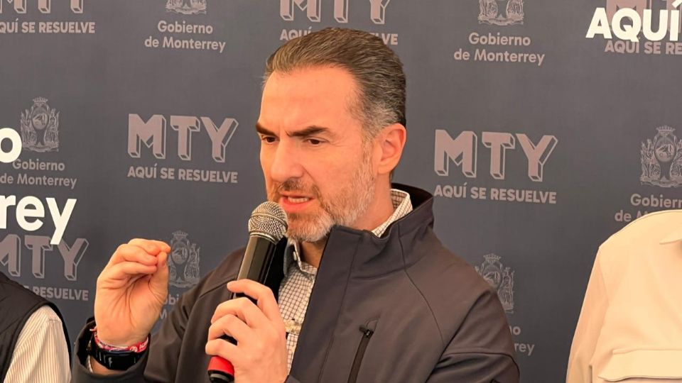 El alcalde de Monterrey, Adrián de la Garza, pidió una distribución más equitativa de recursos para fortalecer a los municipios.