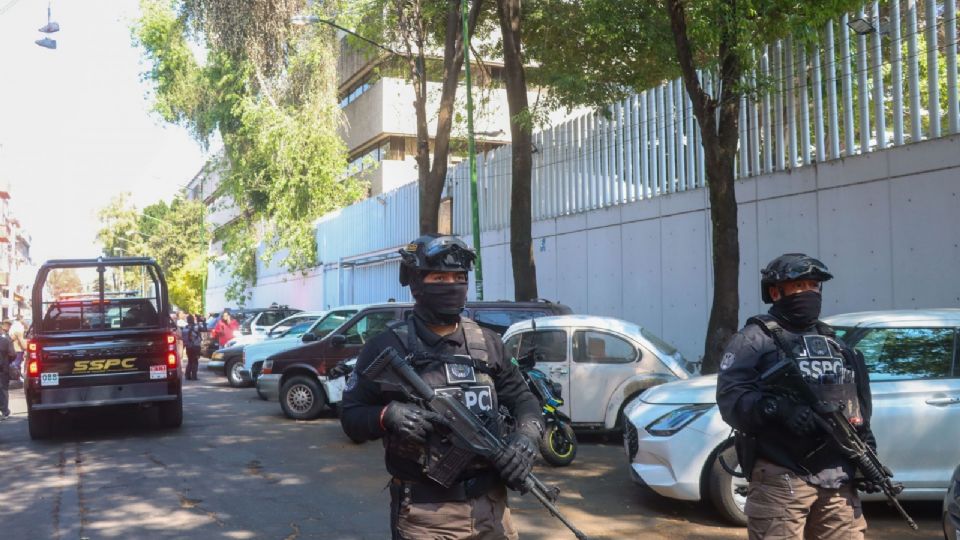 César 'N', alías el Botox, fue trasladado en la Fiscalía Especializada en materia de Delincuencia Organizada.