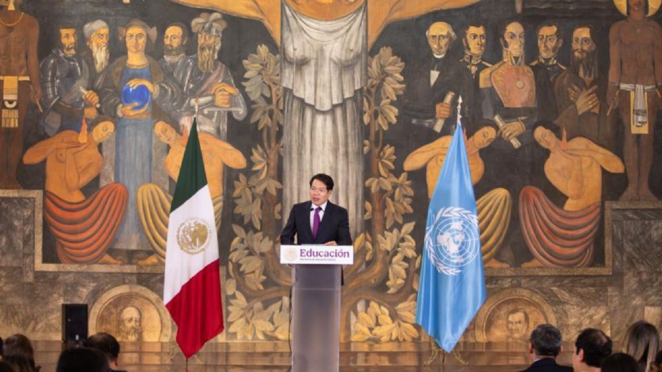 Para este 2026, el gobierno federal destinará una inversión de 26 mil millones de pesos a través del programa La Escuela es Nuestra (LEEN).