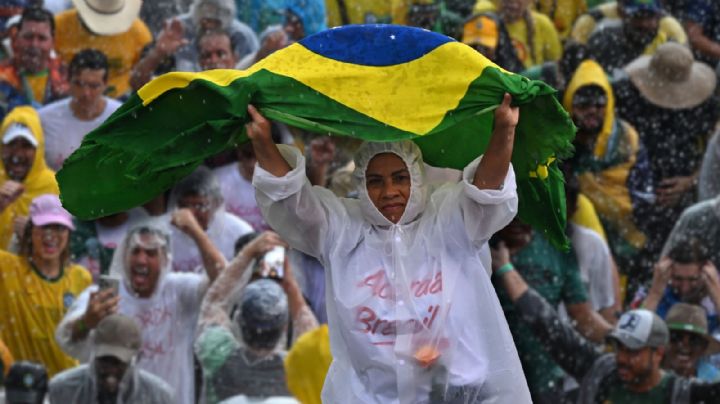 Rayo desata pánico en protesta por Bolsonaro en Brasilia; deja más de 70 personas lesionadas