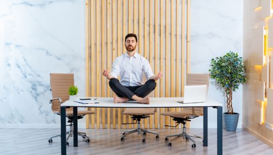 Domina tus pensamientos: la clave psicológica para manejar situaciones de estrés