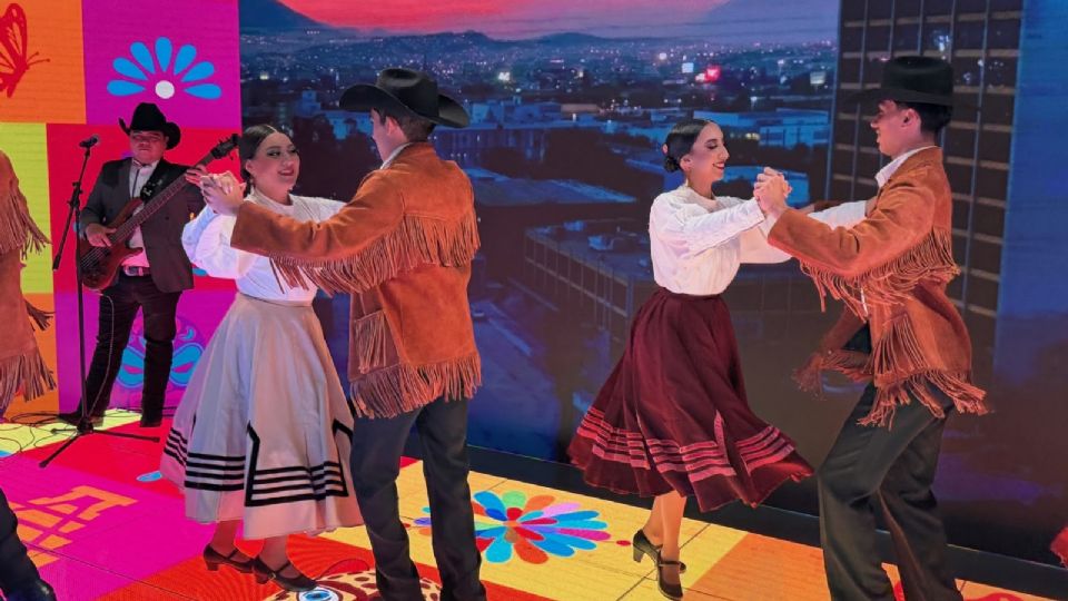 Grupos artísticos de la UANL se presentaron en la FITUR 2026 con música y danza tradicional de Nuevo León en Madrid, España.