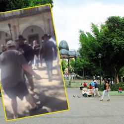 VIDEO | Corren a simpatizante de Trump en Oaxaca tras encarar a manifestantes en el Zócalo