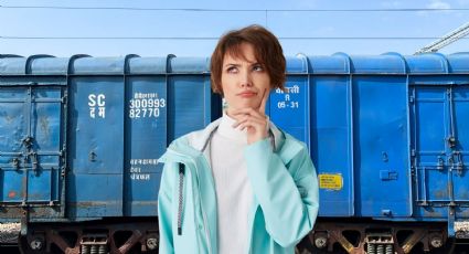 VIDEO | Tren impacta y arrastra a un coche que cruzó sin precaución en Ciudad de México