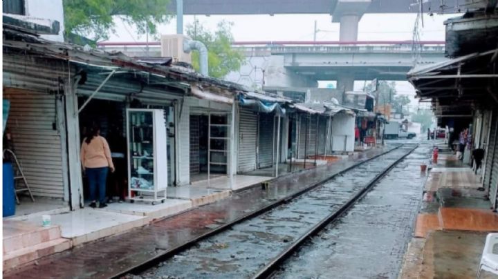 Fiscalía realiza cateo en local del Penny Riel por desaparición de hombre en Monterrey