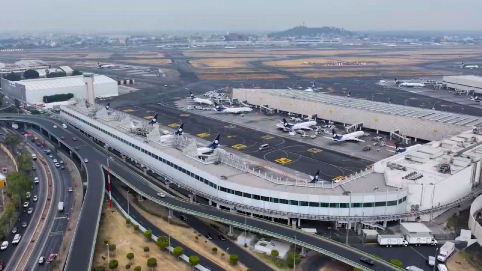 AICM mejora experiencia de usuarios.