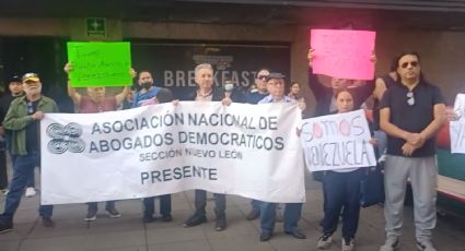 Protestan en Monterrey por situación en Venezuela y detención de Nicolás Maduro