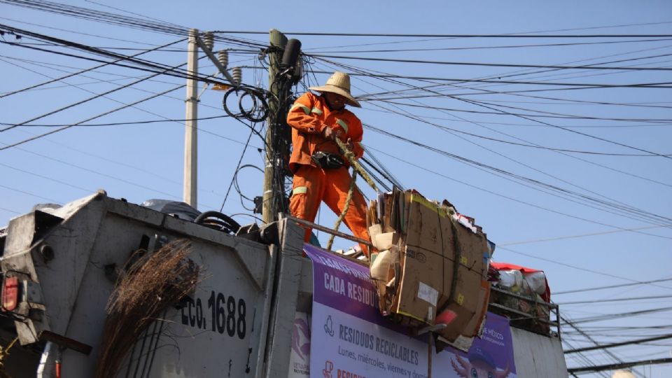 Unidades de servicio urbano en operación; autoridades capitalinas informaron que casi la mitad de las demarcaciones no invirtieron en camiones de limpia adecuados