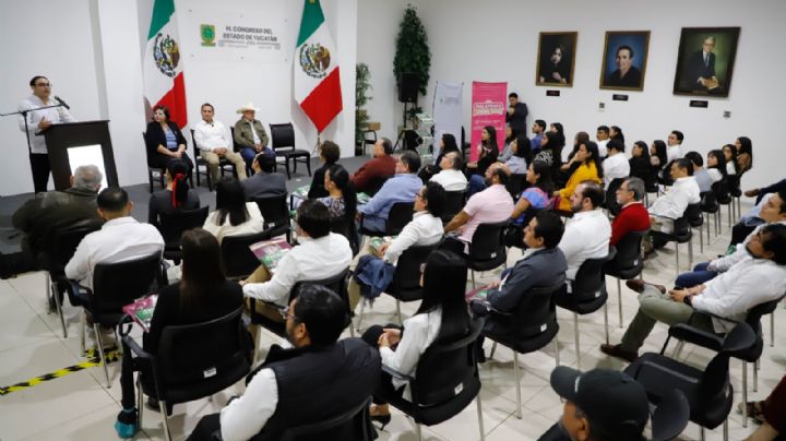 Presentan en el Congreso del Estado el nuevo número de la Revista Tsikbal