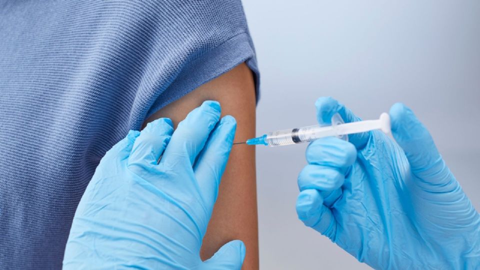 Es responsabilidad de la comunidad mantenerse informada y acudir a los centros de salud para completar los esquemas de vacunación.