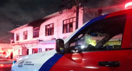 Incendio en vecindad de Monterrey consume cuartos de renta en la Ferrocarrilera; no hay lesionados