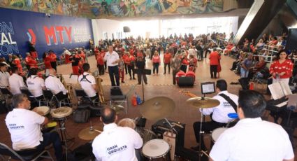 Adultos mayores celebran San Valentín con baile especial en Monterrey