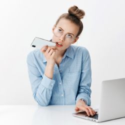 Abusar de la inteligencia artificial pone en riesgo el pensamiento crítico, advierten expertos