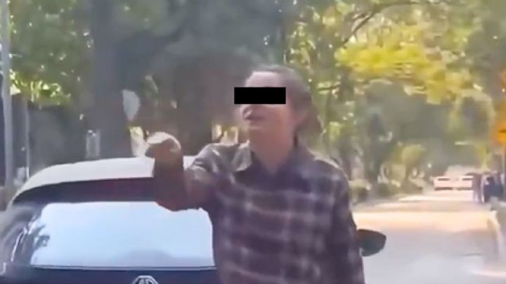 VIDEO | Remiten a ‘Lady Naucalpan’ al Juez Cívico por escandalizar en vía pública