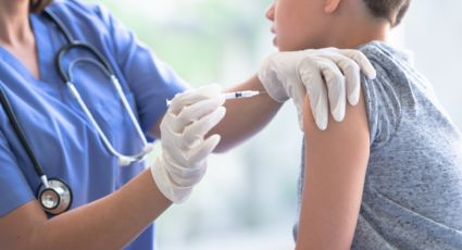 Anuncian jornadas de vacunación contra influenza y sarampión en Nuevo León; conoce sedes y horarios