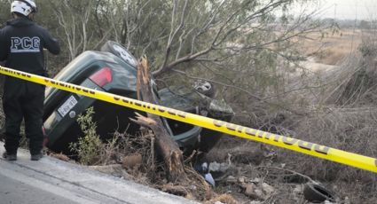 Muere conductor tras volcadura y choque contra un árbol en García