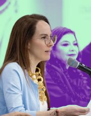 Foto descriptiva de: Gaby Cuevas revela avances del Mundial 2026: Repechaje y reapertura del Estadio Azteca