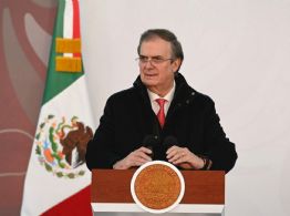 Paciencia y sangre fría pide Ebrard ante anuncio de Trump tras fallo de la corte