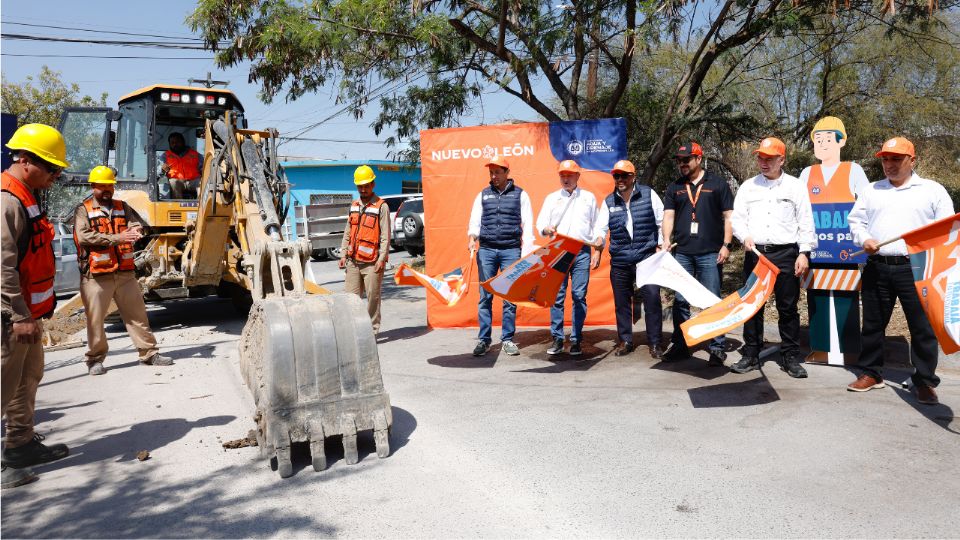 Agua y Drenaje de Monterrey y el Municipio de Guadalupe arrancaron el programa AyD Trabaja en tu Colonia.