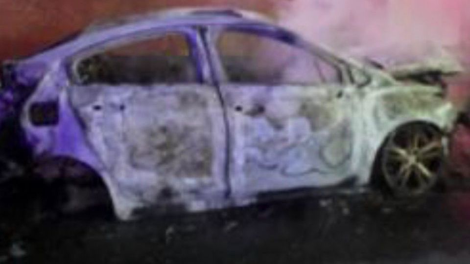 DetIenen a hombre que incendió un vehículo en la alcaldía GAM.