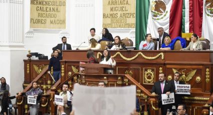 Reaparece diputado local de Morena en su curul solo para avisar que pedirá licencia y regresará Víctor Hugo Lobo