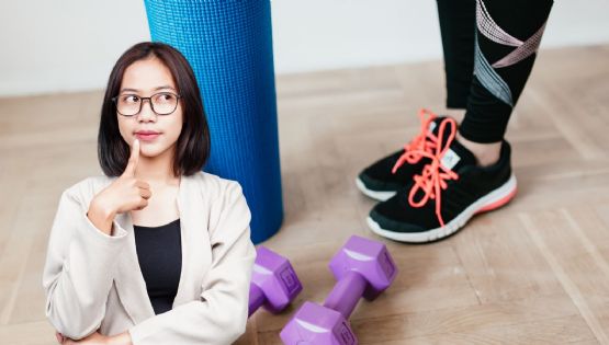 Qué ejercicios hacer y cuáles evitar después de los 40 años