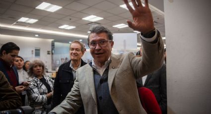 Error, que el presidente de la Corte se dejara limpiar los zapatos: Monreal