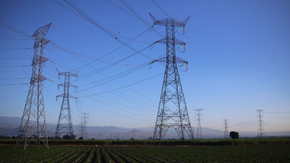 La infraestructura de la Red Nacional de Transmisión se fortalece gracias a la solidez de CFE Fibra E.