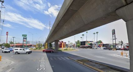 Camioneta embiste a joven sobre la avenida Simón Bolívar
