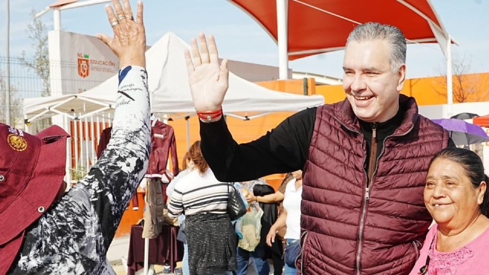 La presidenta Claudia Sheinbaum y el senador Waldo Fernández encabezaron la entrega de viviendas del programa Vivienda para el Bienestar en el municipio de Juárez.