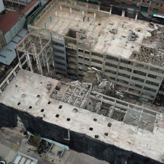 Colapso en San Antonio Abad: rescatan a tercer trabajador; continúa búsqueda del último