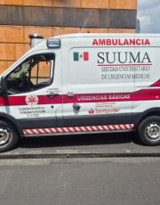 Foto descriptiva de: Muere una persona al caer de lo alto en el centro comercial Santa Fe