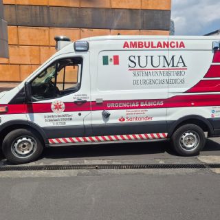 Muere una persona al caer de lo alto en el centro comercial Santa Fe