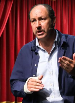 El error como motor humano: Rodrigo Murray presenta su obra de teatro 'Leonardo'