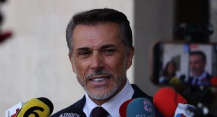 Regresa Sergio Mayer a San Lázaro; morenistas y MC cuestionan su retorno