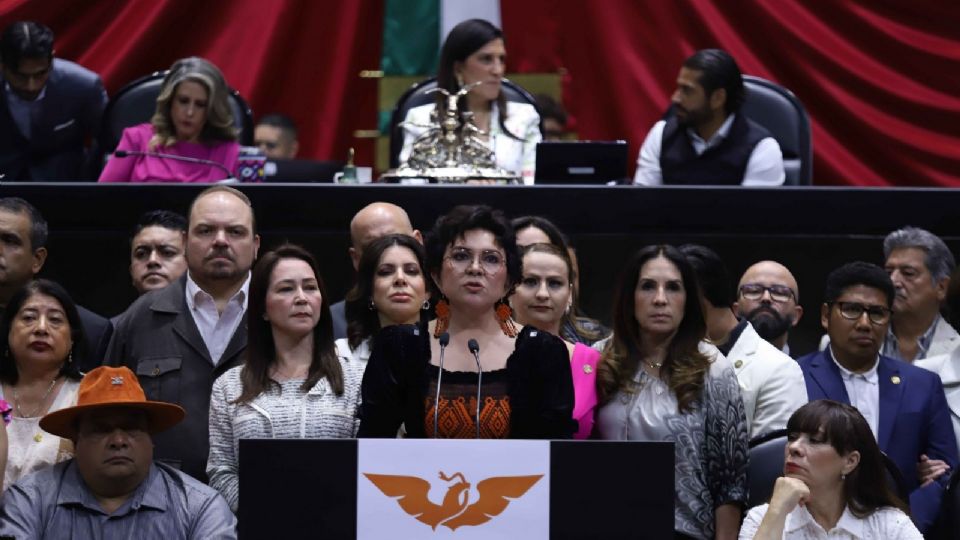 La diputada Ivonne Ortega Pacheco durante su intervención en Tribuna donde exigió justicia para las víctimas de violencia sexual.