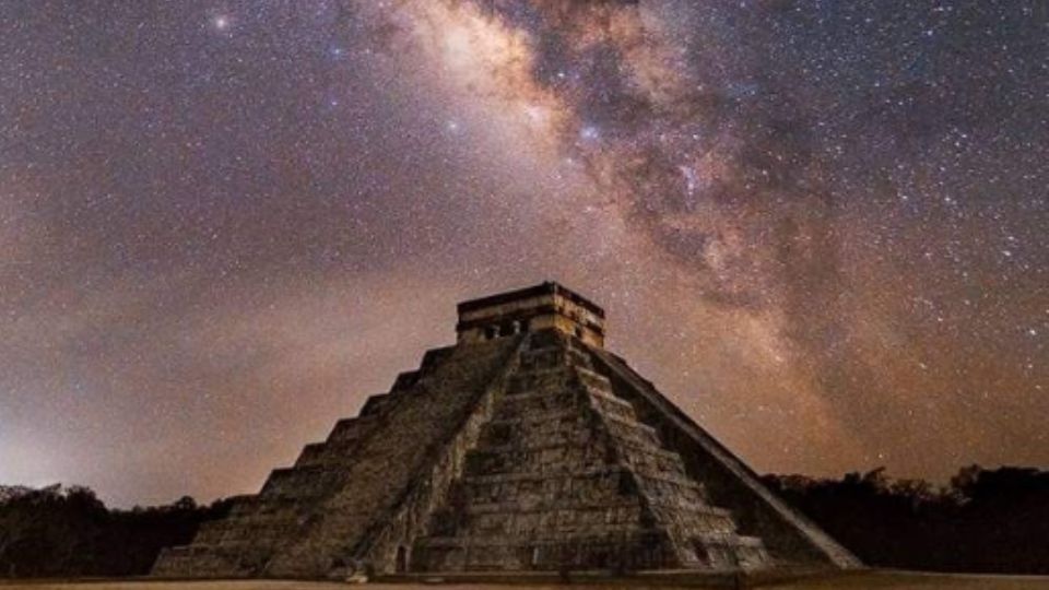 La obra titulada “Orión sobre El Castillo” fue una colaboración entre expertos del Instituto de Astronomía de la UNAM.