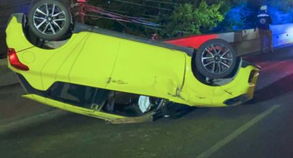 Volcadura en Garza Sada deja 5 lesionados y caos vial en el sur de Monterrey